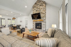 House (5 Bedrooms) | Property amenity