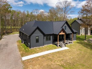 House (5 Bedrooms) | Property amenity