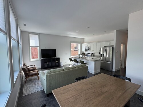 Downtown Charlevoix Apartment on Bridge Street