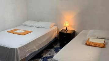 1 habitación, internet y ropa de cama