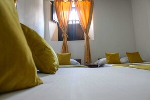 WiFi, bed sheets, wheelchair access