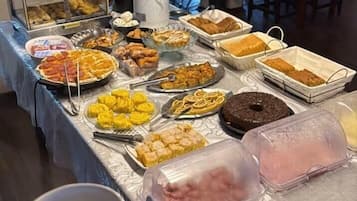 Petit déjeuner buffet compris tous les jours