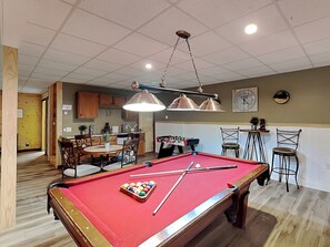 House (4 Bedrooms) | Property amenity - Log Heaven by Taylor Made Deep Creek (Oakland)