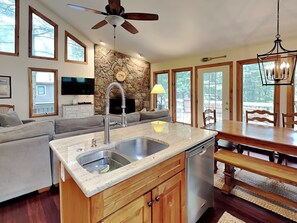 Property amenity - Somewhere by Taylor Made Deep Creek (Oakland)