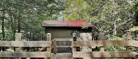 House (4 Bedrooms) | Property amenity