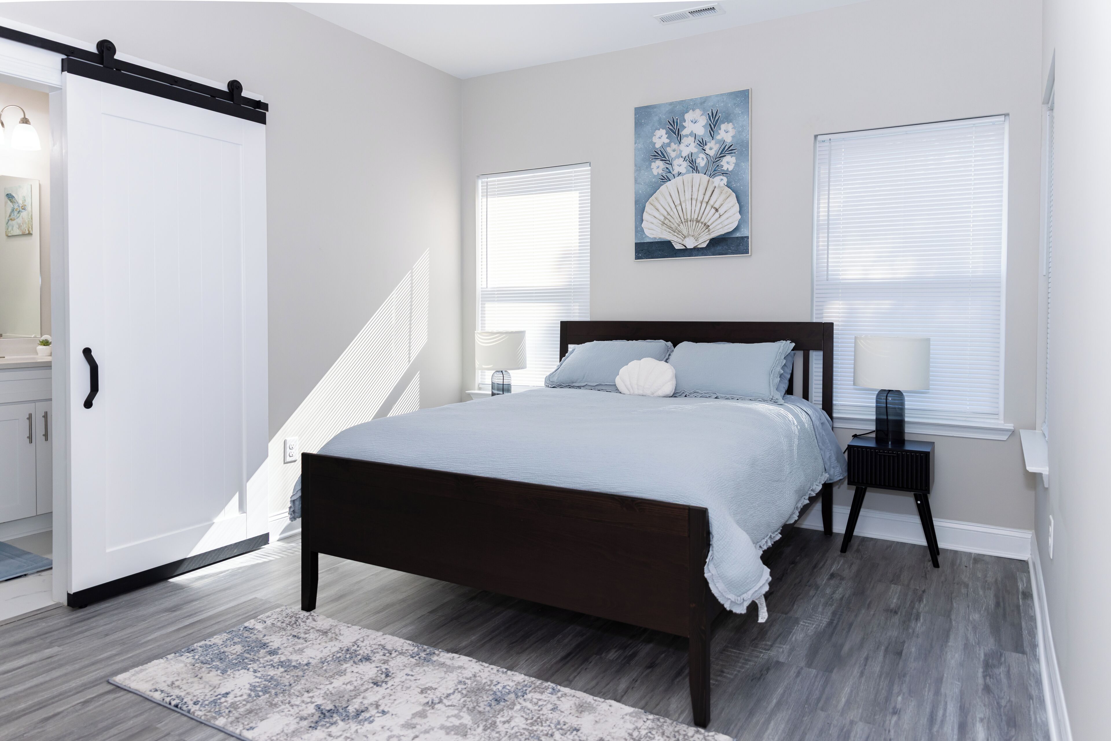 3 chambres, fer et planche à repasser, Wi-Fi gratuit, draps fournis