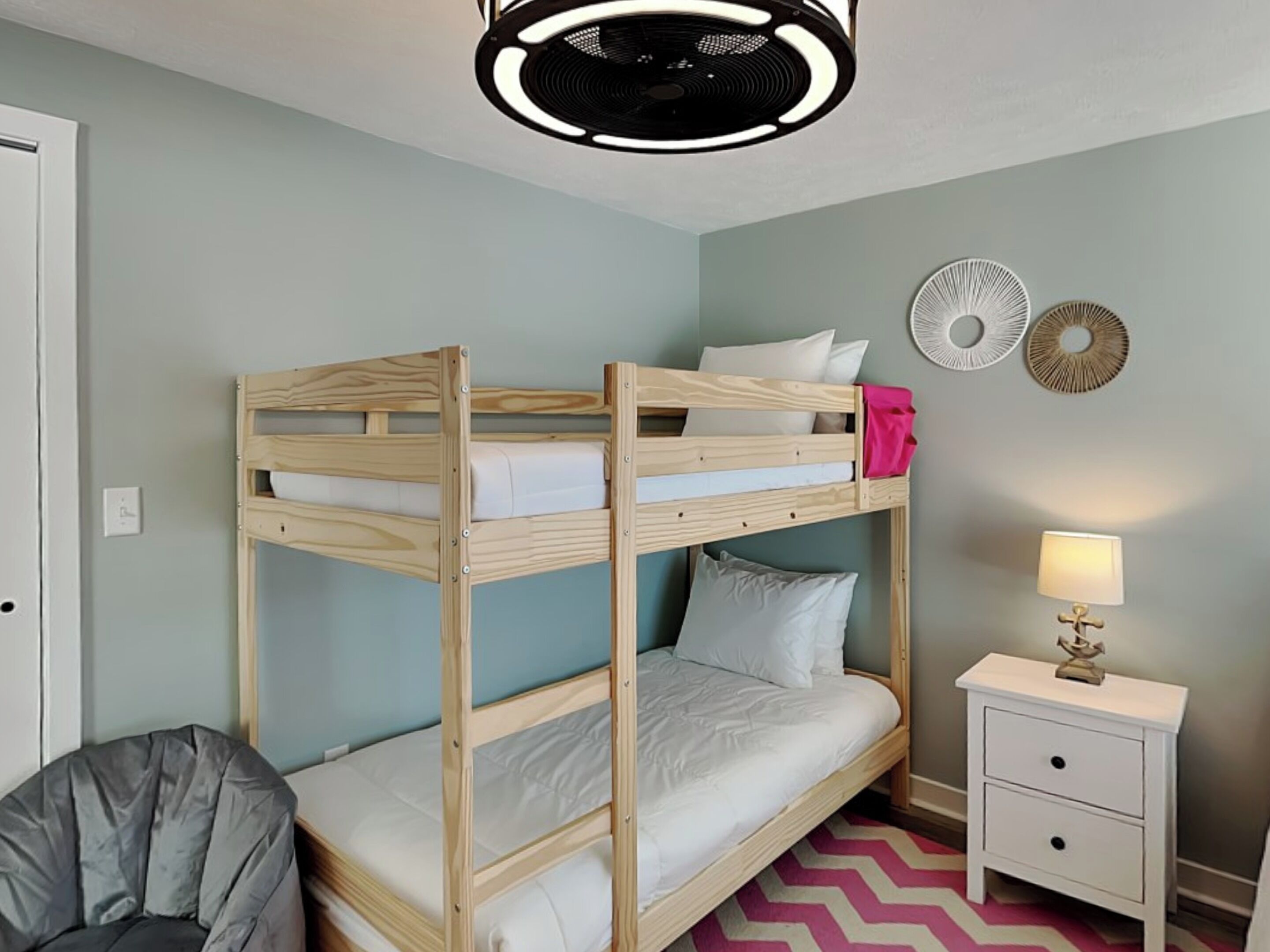 Studio (3 Bedrooms) | Property amenity