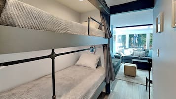 开间 (3 Bedrooms) | 住宿服务设施
