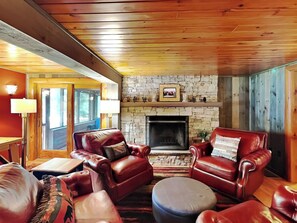 Casa (5 Bedrooms) | Servicio de la propiedad