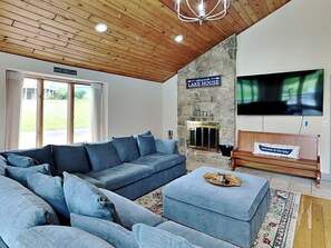 House (3 Bedrooms) | Property amenity