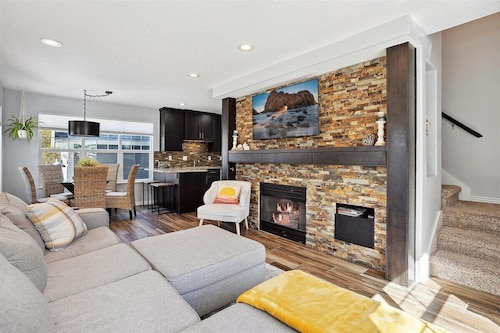 Private 4BR House with Hot Tub, 10 minutes from ski slopes and boating 