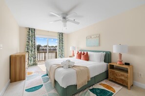 3 slaapkamers, een strijkplank/strijkijzer, wifi, beddengoed