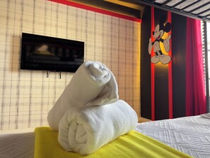 4 室のベッドルーム、WiFi、ベッドシーツ