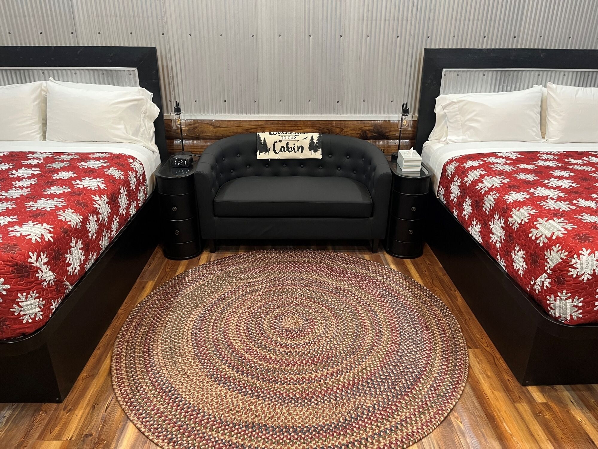 Cabin, 2 Queen Beds, Kitchenette