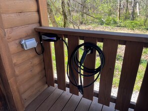 Borne de recharge pour véhicule électrique