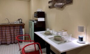 Private kitchen - Belivin'98 Sense of Pier Sathon Residence (Bangkok)