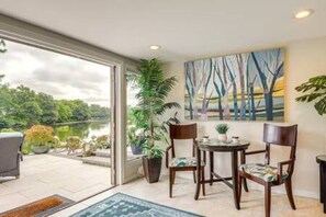 Dining - New Lakefront Escape | Kayak, Patio & MiniGolf (Columbia)