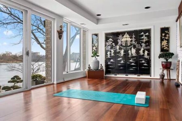 Fitness facility - New Lakefront Escape | Kayak, Patio & MiniGolf (Columbia)