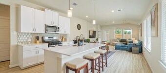 Serene 4BR Retreat at Lake Conroe