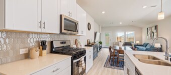 Serene 4BR Retreat at Lake Conroe