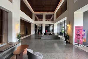 Interior - The Establishment Menara Teguh Bangsar Menara UOA KL Sentral (Kuala Lumpur)