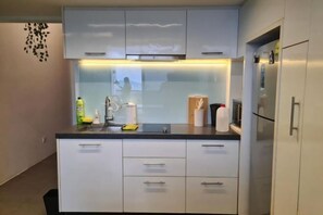 Room - The Establishment Menara Teguh Bangsar Menara UOA KL Sentral (Kuala Lumpur)