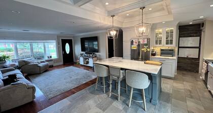 Ryder Cup 2025 Rental Home! Pool/Hot Tub/Outdoor Shower