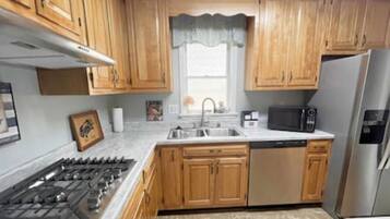 Fridge, microwave, dishwasher, toaster