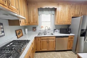 Fridge, microwave, dishwasher, toaster