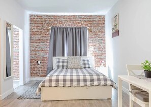 1 bedroom, iron/ironing board