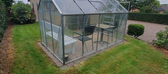 Lovely holiday home with views of fields.