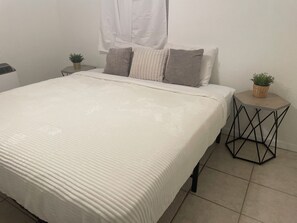 2 bedrooms, Internet, bed sheets
