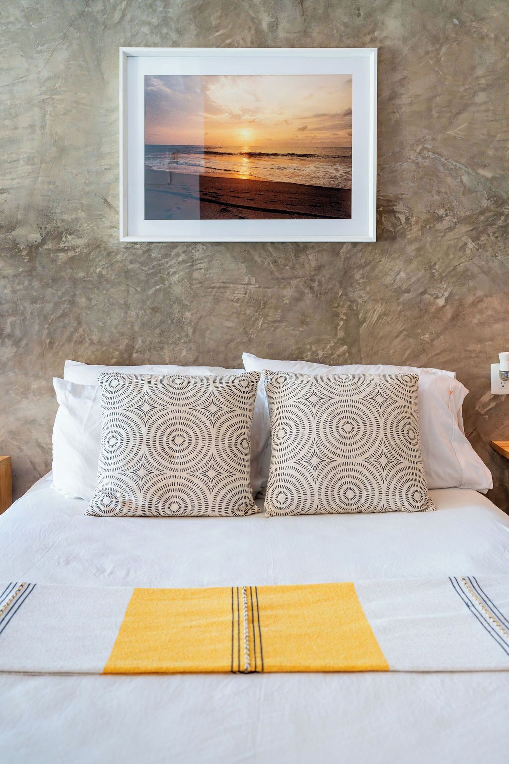 1 bedroom, internet, bed sheets
