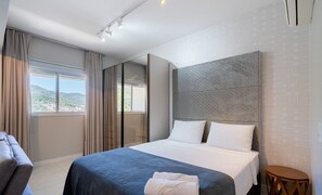 Basic Apartment - Studio w/ BBQ 220m From the Botanical G. Pst1409 (Florianópolis)