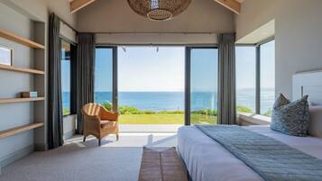 Fer et planche Ă repasser, Wi-Fi, draps fournis