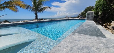 Amazing Caribbean Boho Paradise for Couples!