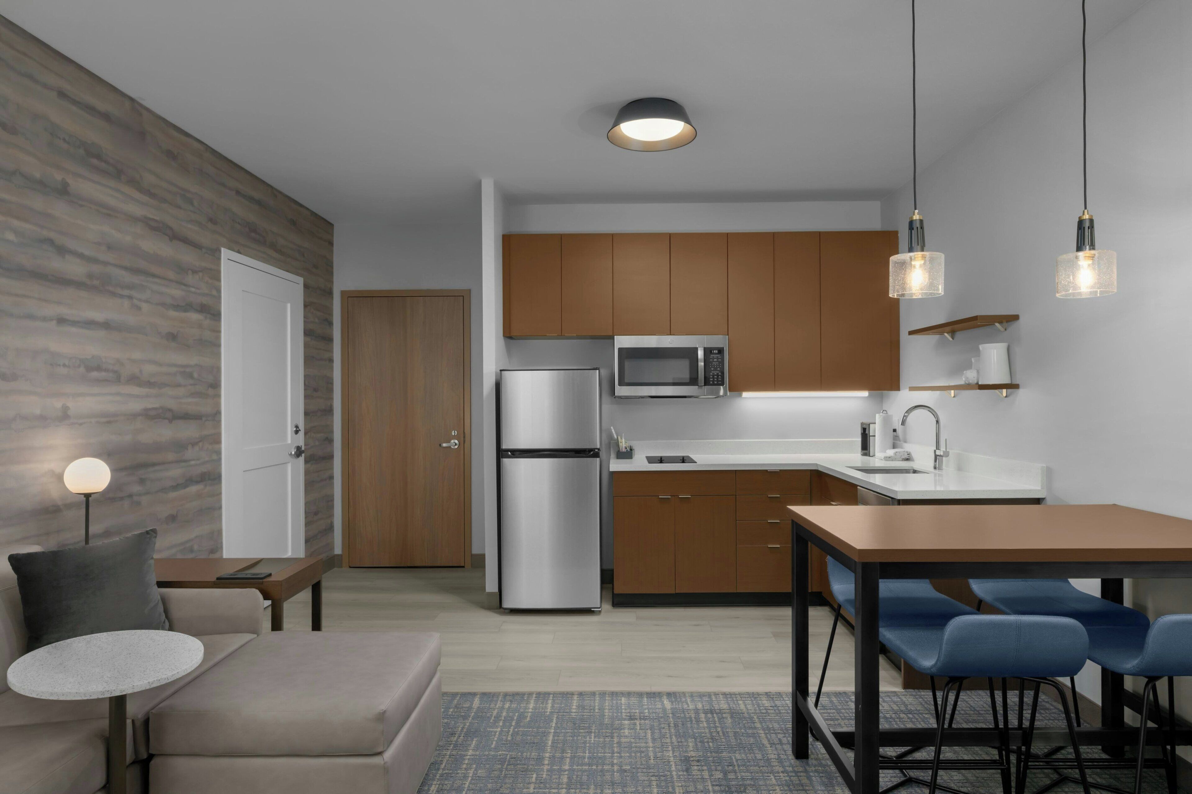 Studio Suite, 1 Bedroom, Non Smoking | Private kitchen | Coffee/tea maker