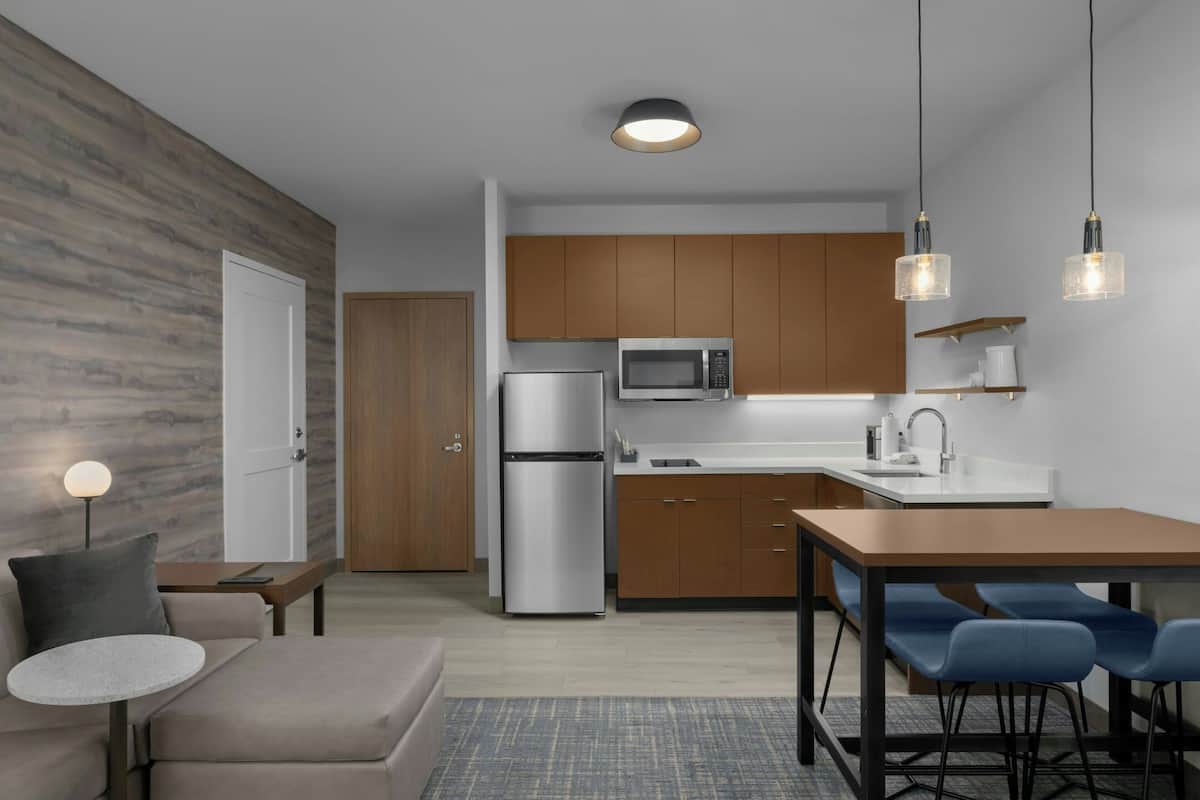 Studio Suite, 1 Bedroom, Non Smoking | Private kitchen | Coffee/tea maker