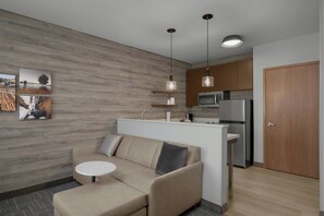 55-Zoll-Flachbildfernseher mit Digitalempfang, Netflix, Hulu