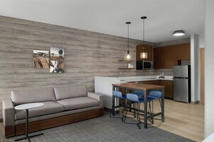 TV de tela plana 55 polegadas com canais digitais, Netflix, Hulu