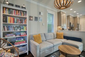 Smart TV, fireplace, DVD player, books