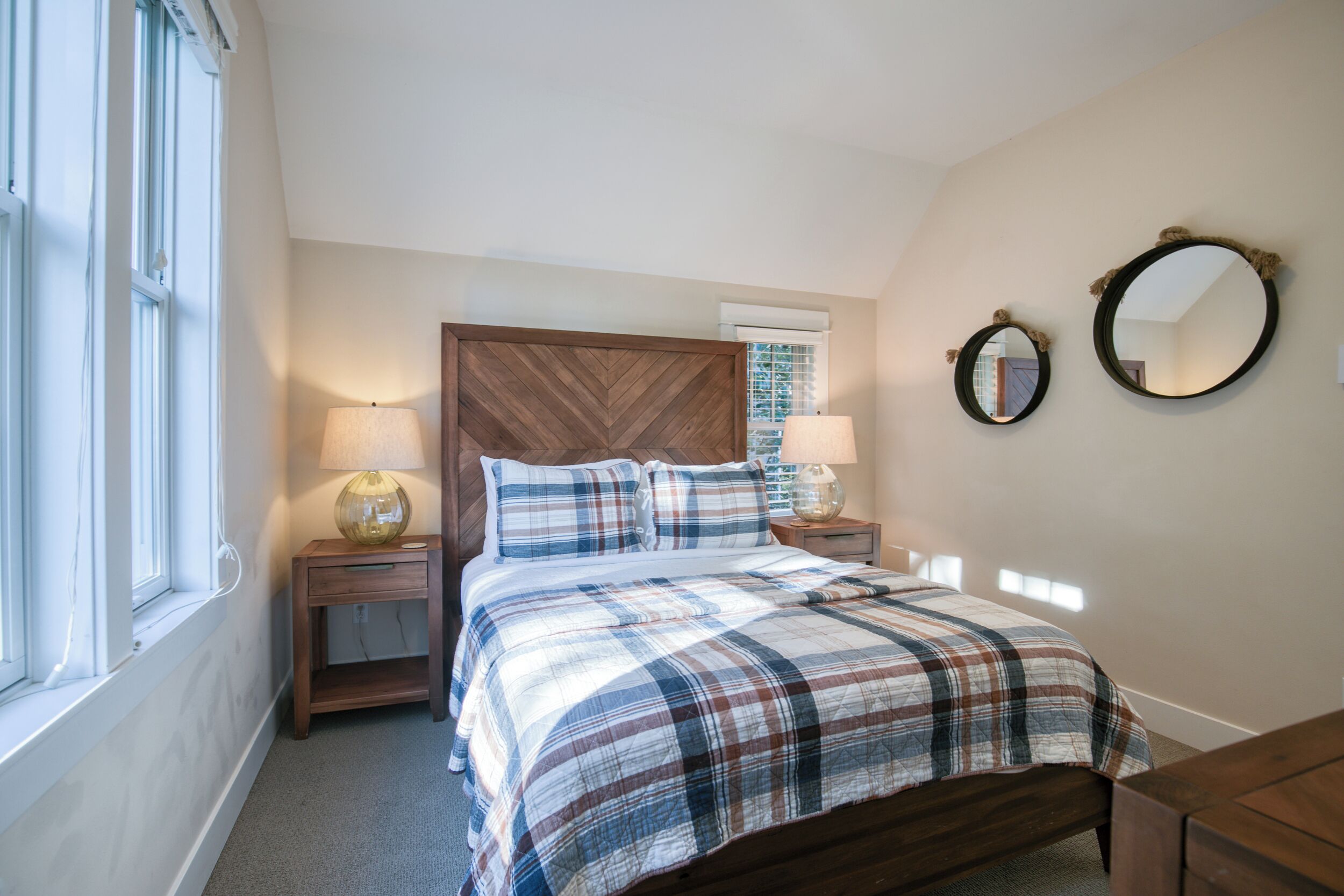 2 bedrooms, iron/ironing board, travel crib, free WiFi