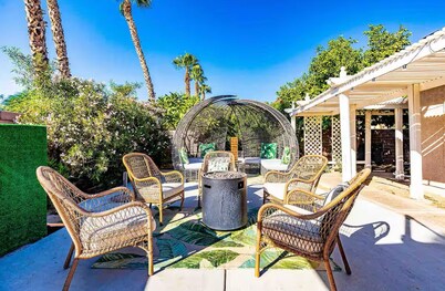 Gorgeous 3-bedroom house with Pool & Spa in La Quinta also with Game room
