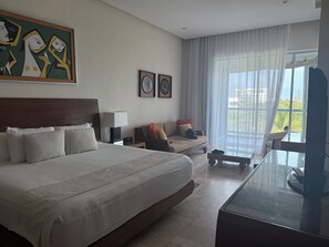 2 soverom, strykejern/-brett og internettilgang