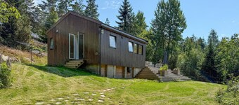 Bellissima casa con 2 camere da letto a Gressvik