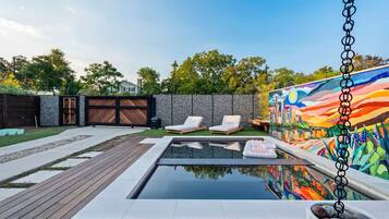 Udendørs pool, opvarmet pool