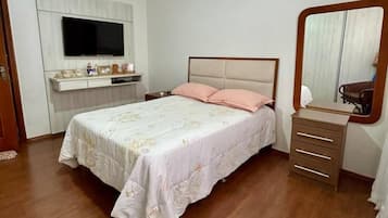 3 bedrooms, iron/ironing board