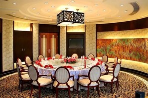 Ảnh chưa phân loại, 2 trong số 90 ảnh, nút