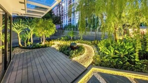 Ảnh chưa phân loại, 4 trong số 79 ảnh, nút
