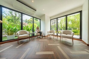 Unclassified image, 4 of 32, button - SHIN Patara Living Hotel (Bangkok)